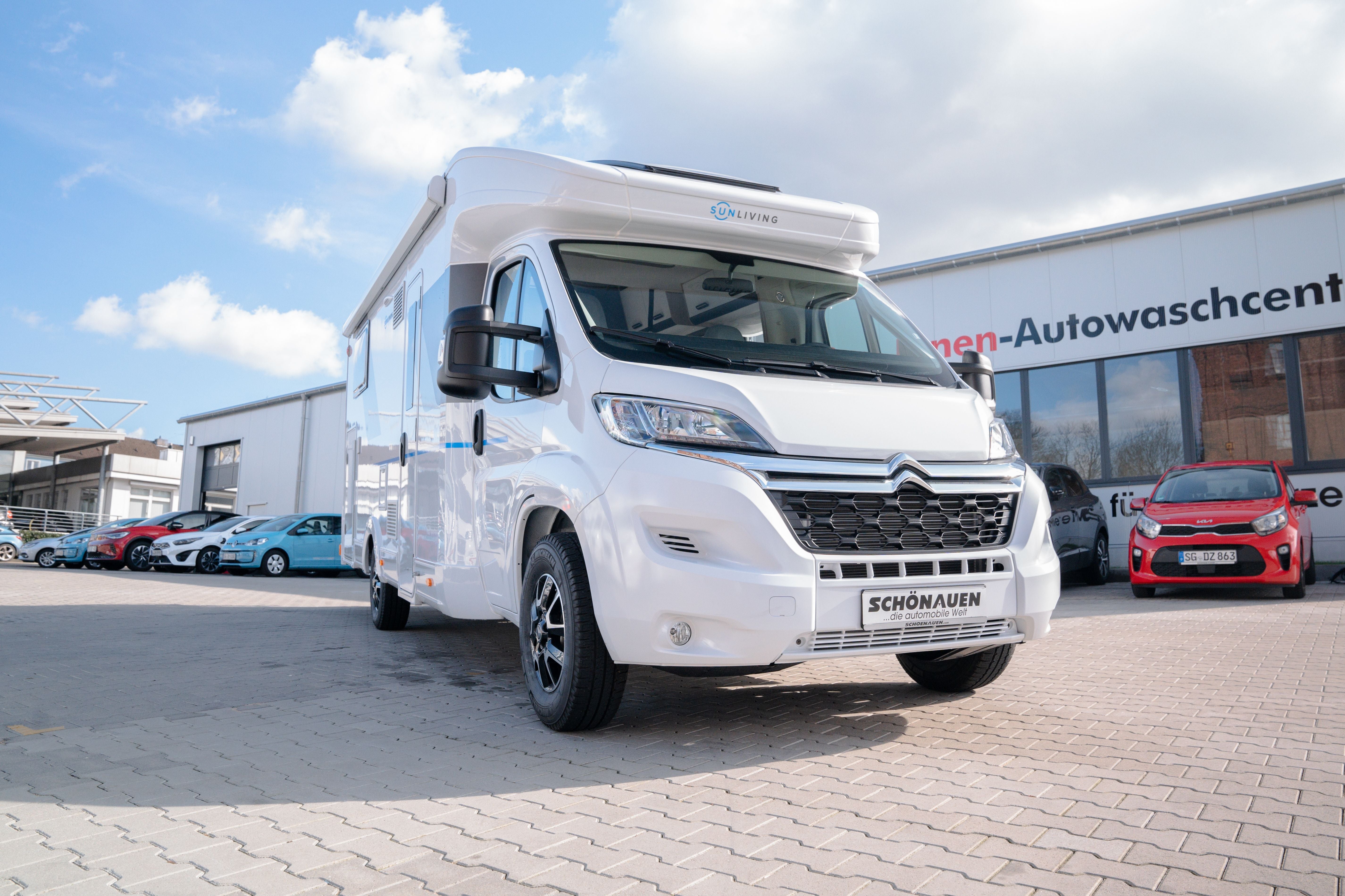 Teilintegriertes Wohnmobil 4 Schlafplätze
