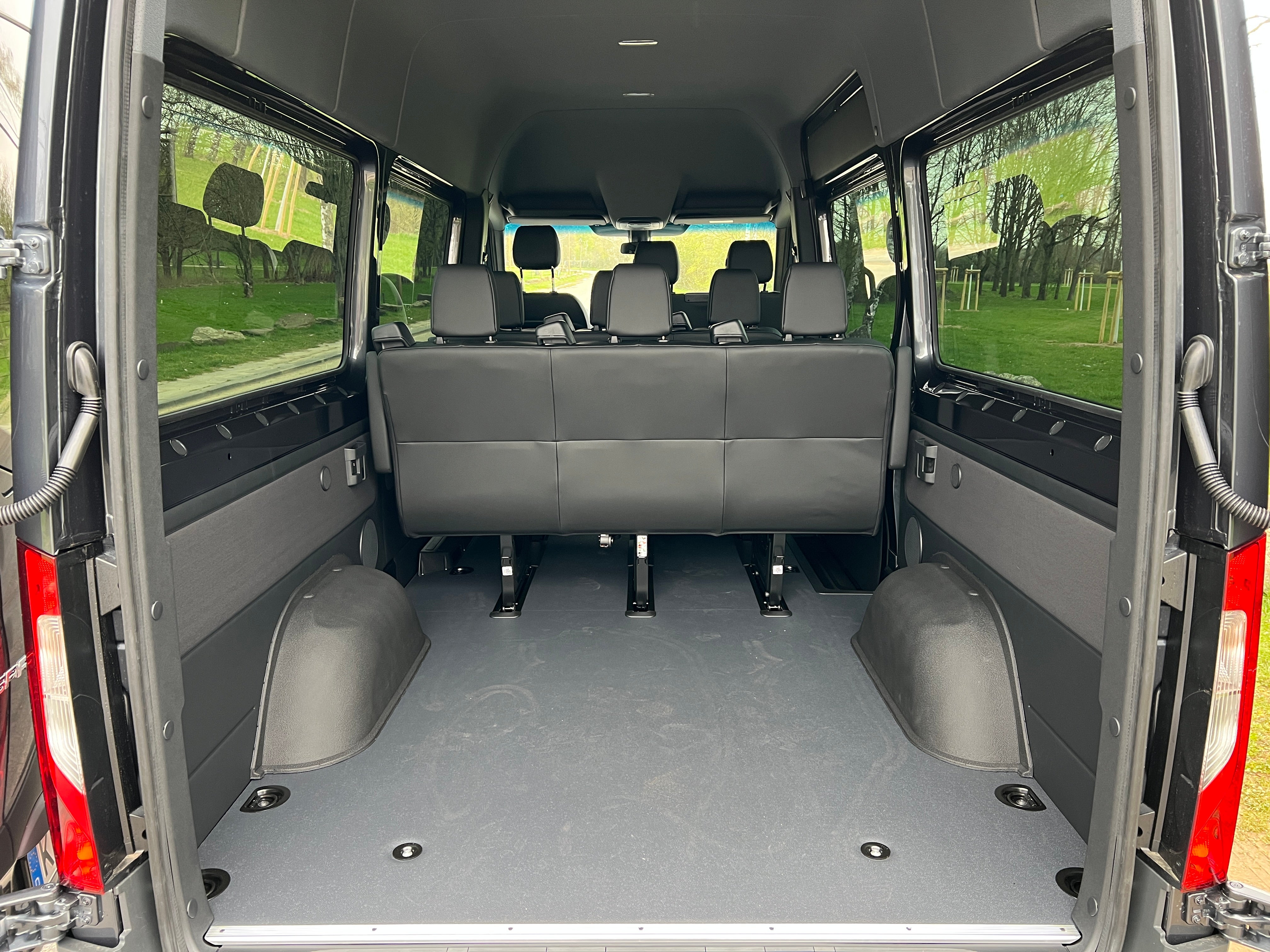 Mercedes Benz Sprinter 9-Sitzer (1,60m Ladefläche) – 4