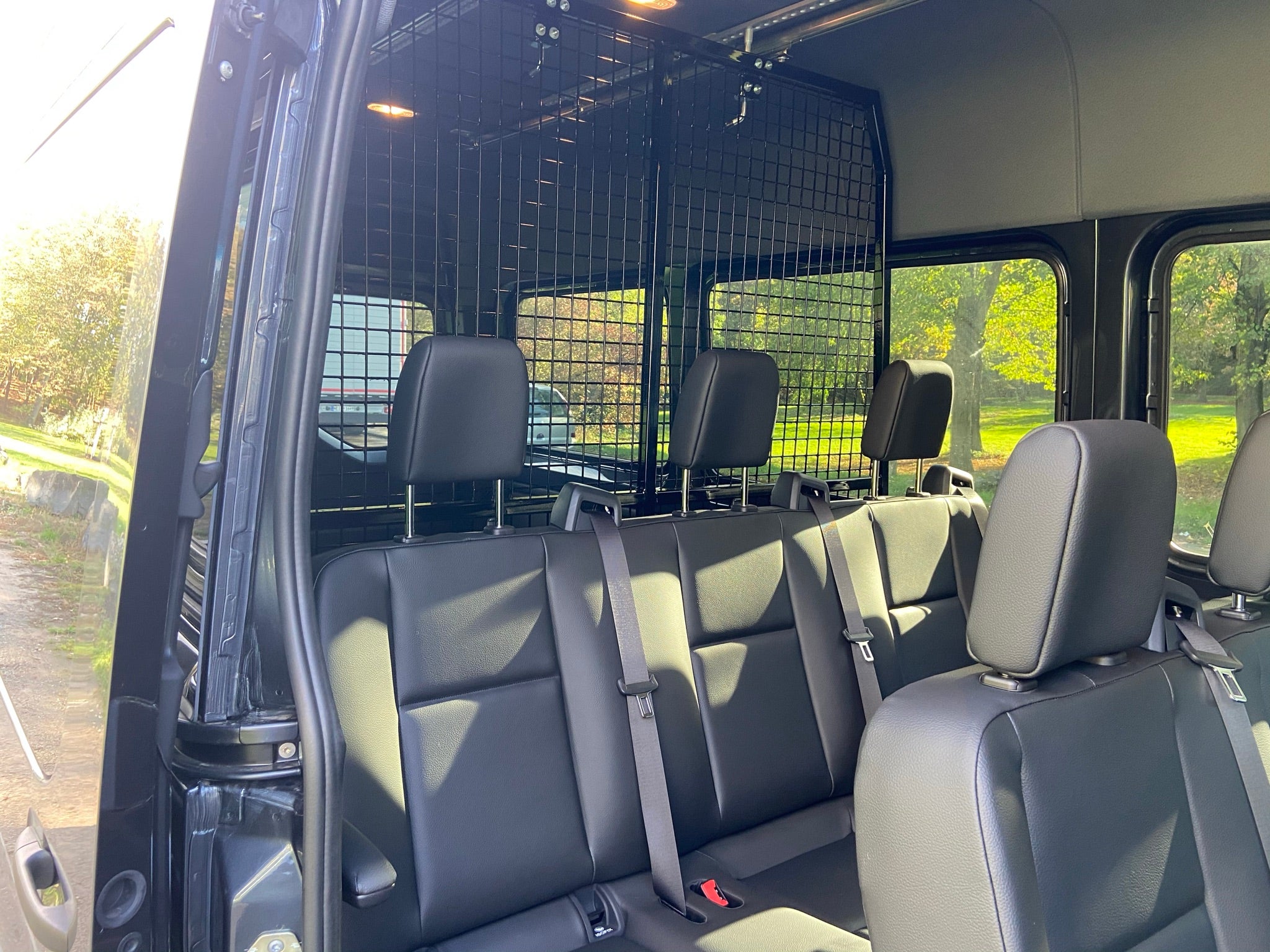 TOP - 9-Sitzer Bus XXL mit bis zu 2,50m Ladefläche – 4