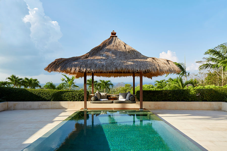 Amanjiwo Resort mieten bei Vladi Private Islands