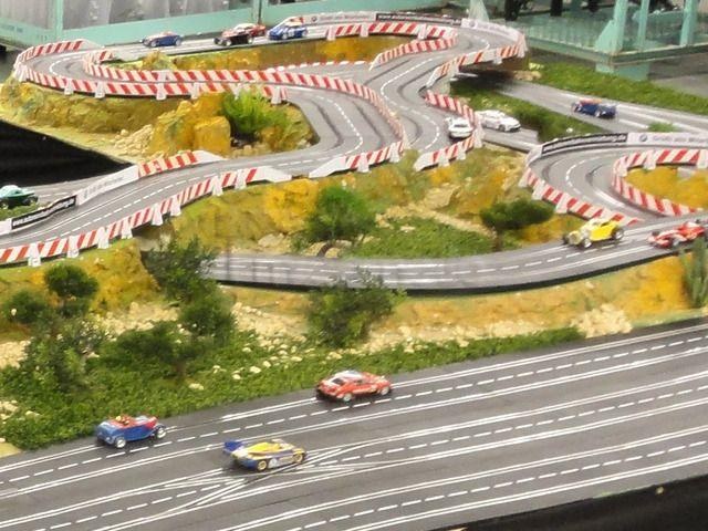 Autorennbahn Carrera mieten in Halle (Saale) – 3