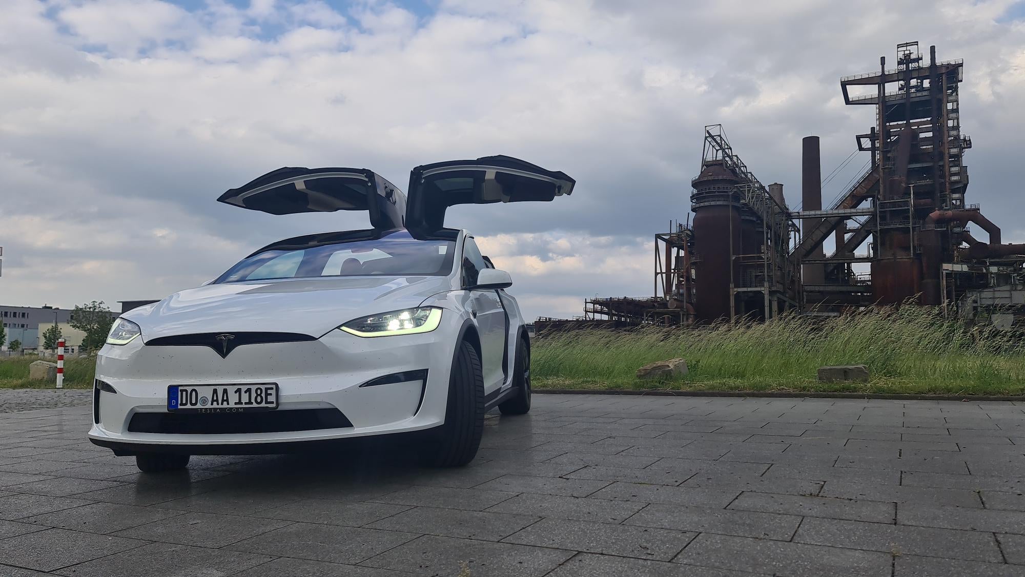 Tesla Model X Plaid 1020 PS – 3