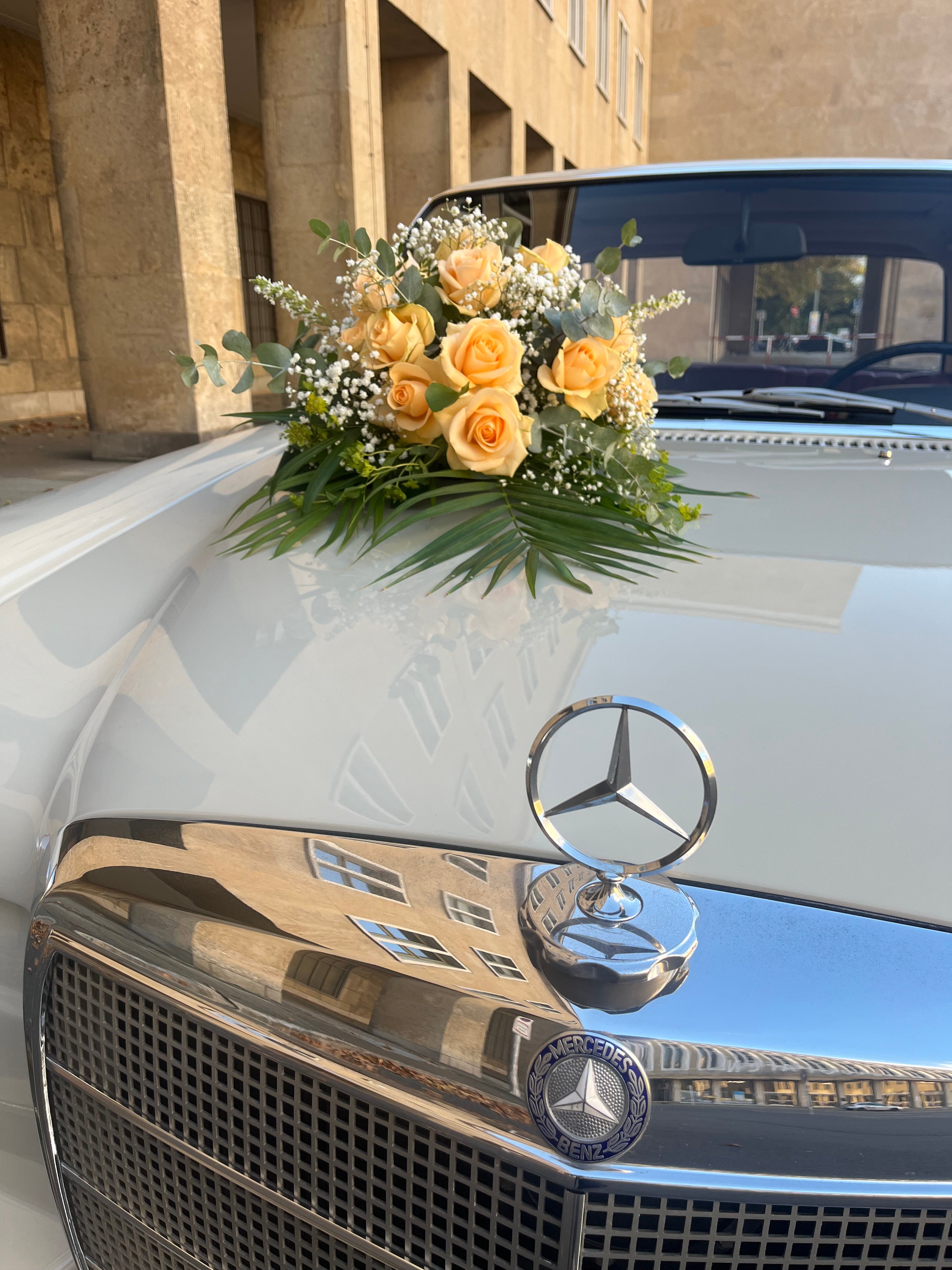 Oldtimer Mercedes 200 – 3