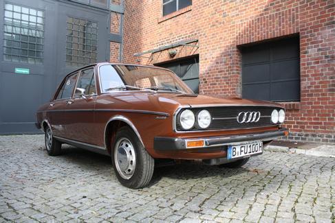 Oldtimer Audi 100 LS – 4