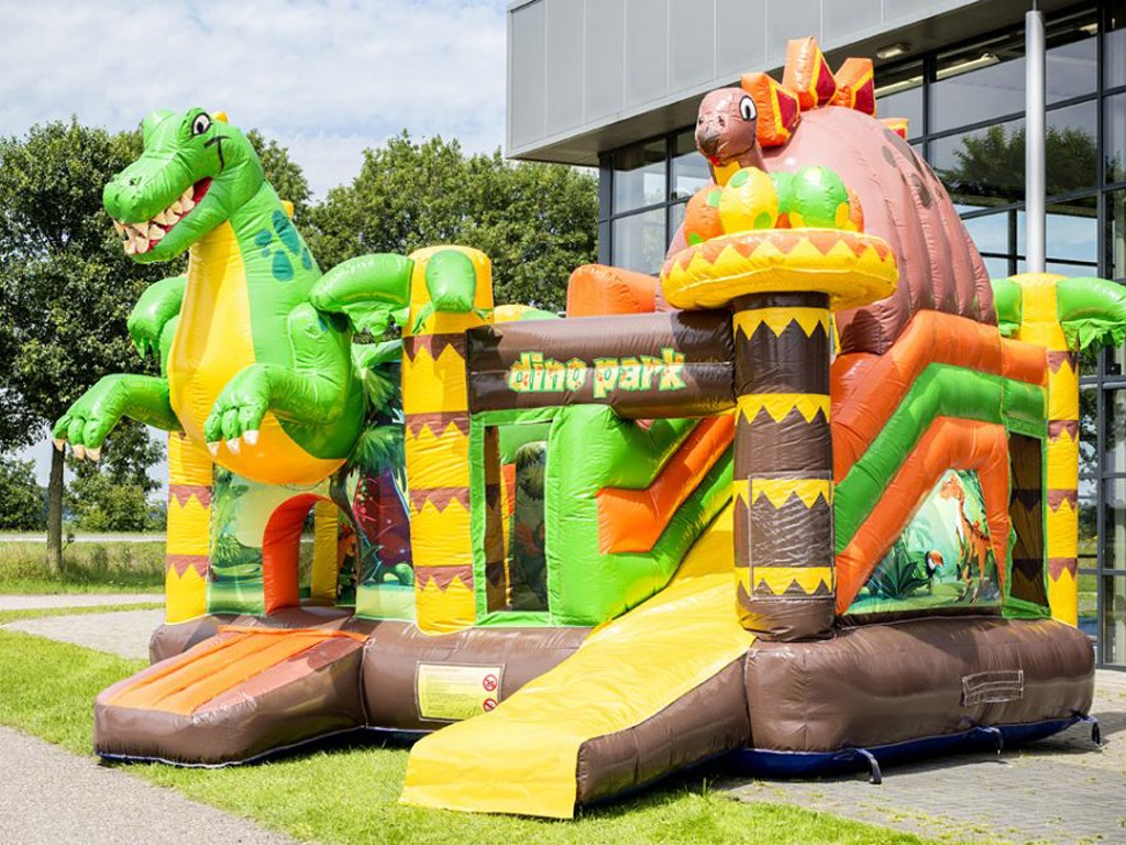 Hüpfburg Multiplay Dino mieten in Koblenz – Kinderspaß fürs Fest