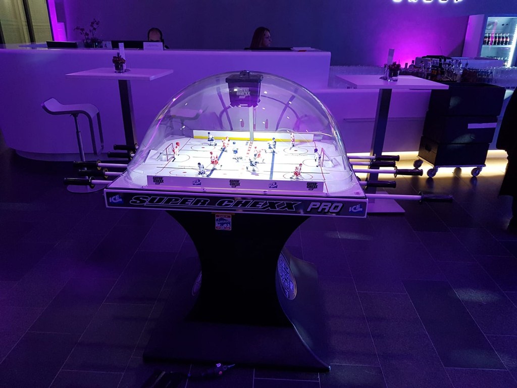 Ice Super Chexx Eishockeytisch mieten in Hünfelden – 3