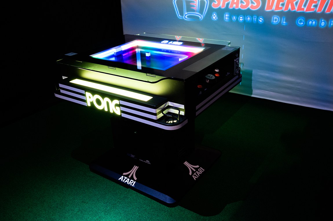 Atari PONG Table mieten in Koblenz bei Dominik Liebehenz