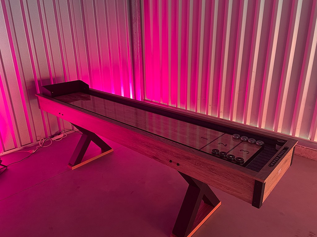 Shuffleboard & Bowling mieten in Koblenz bei Dominik Liebehenz – 2