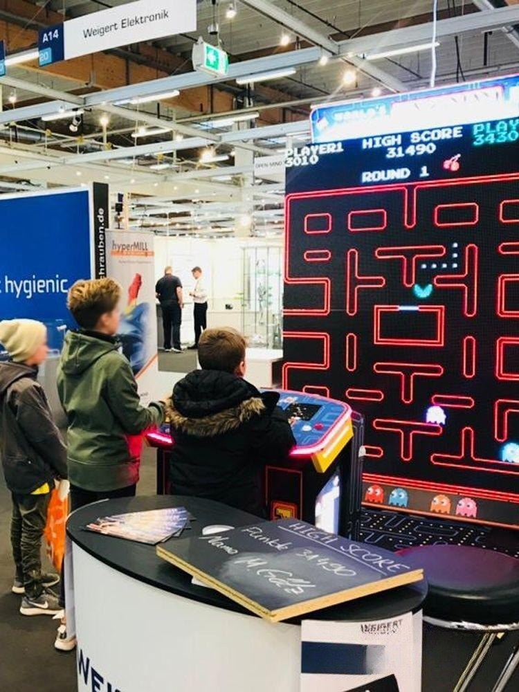 World's largest PAC MAN mieten in Frankfurt am Main – 3