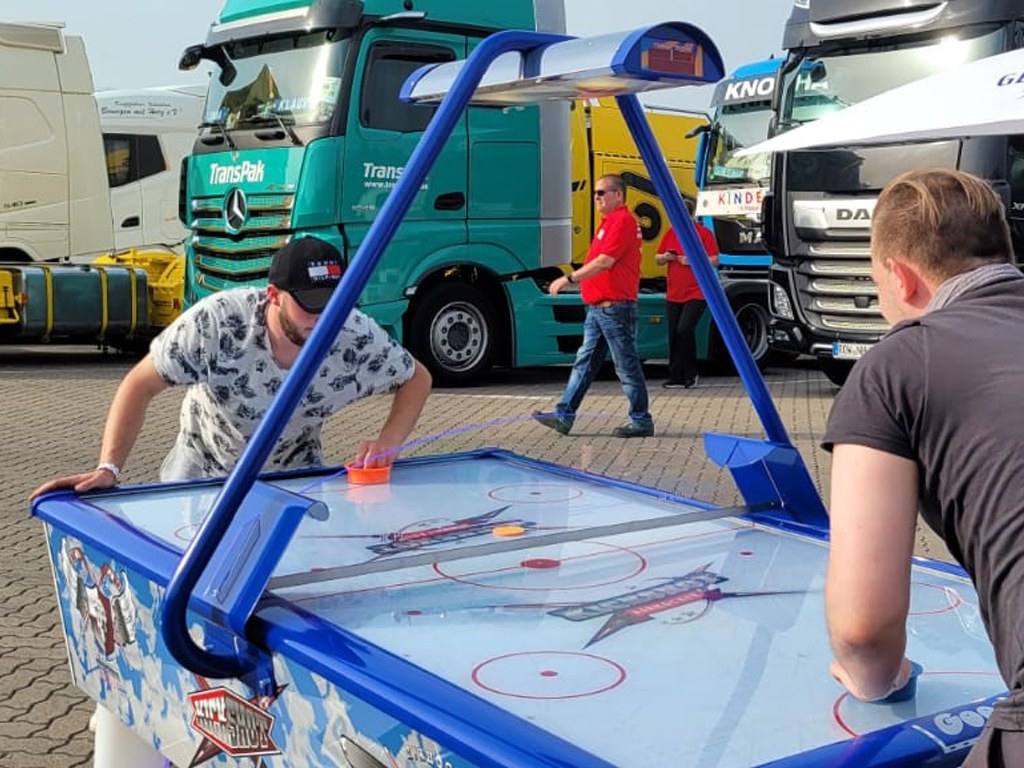Airhockey Tisch mieten in Hünfelden – 3