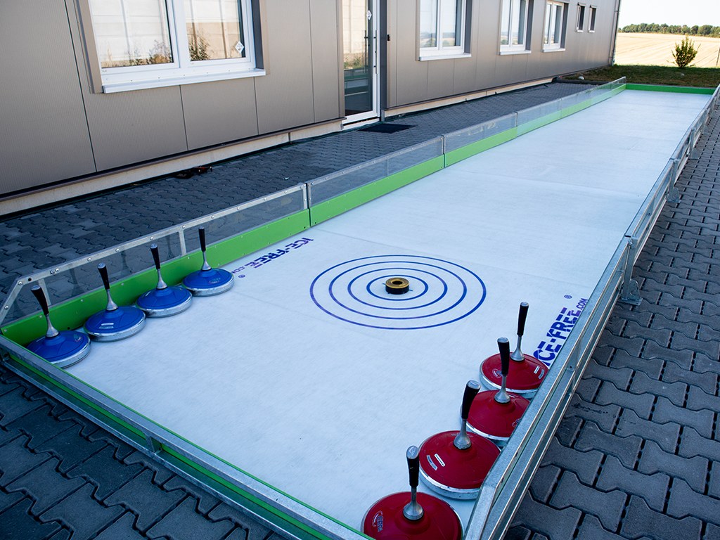 Premium Eisstockbahn mieten in Koblenz – Fun Food fürs Fest