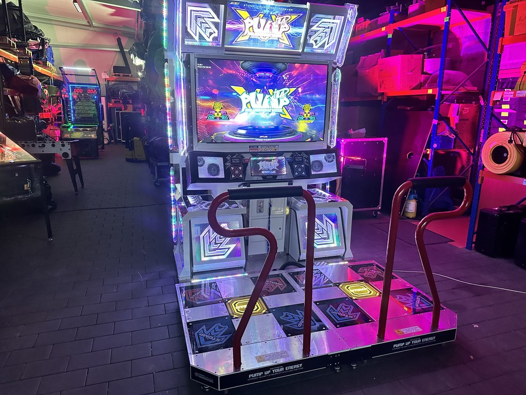 Dance Arcade - Pump it Up buchen mieten in Koblenz – Mietartikel