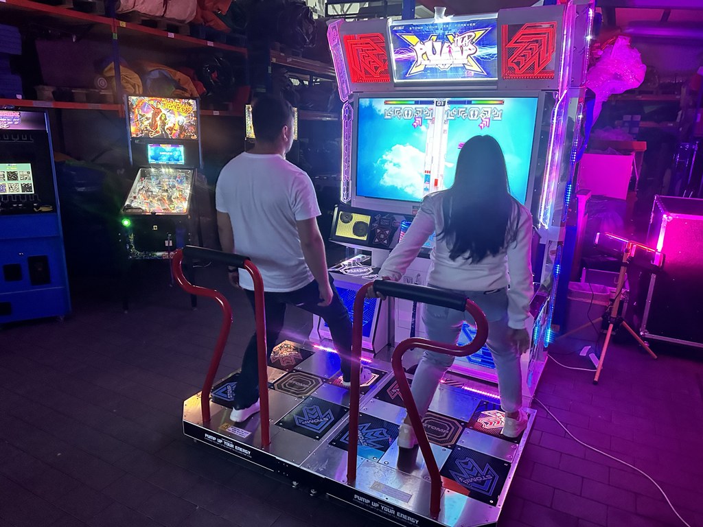 Dance Arcade - Pump it Up buchen mieten in Koblenz – Mietartikel – 2