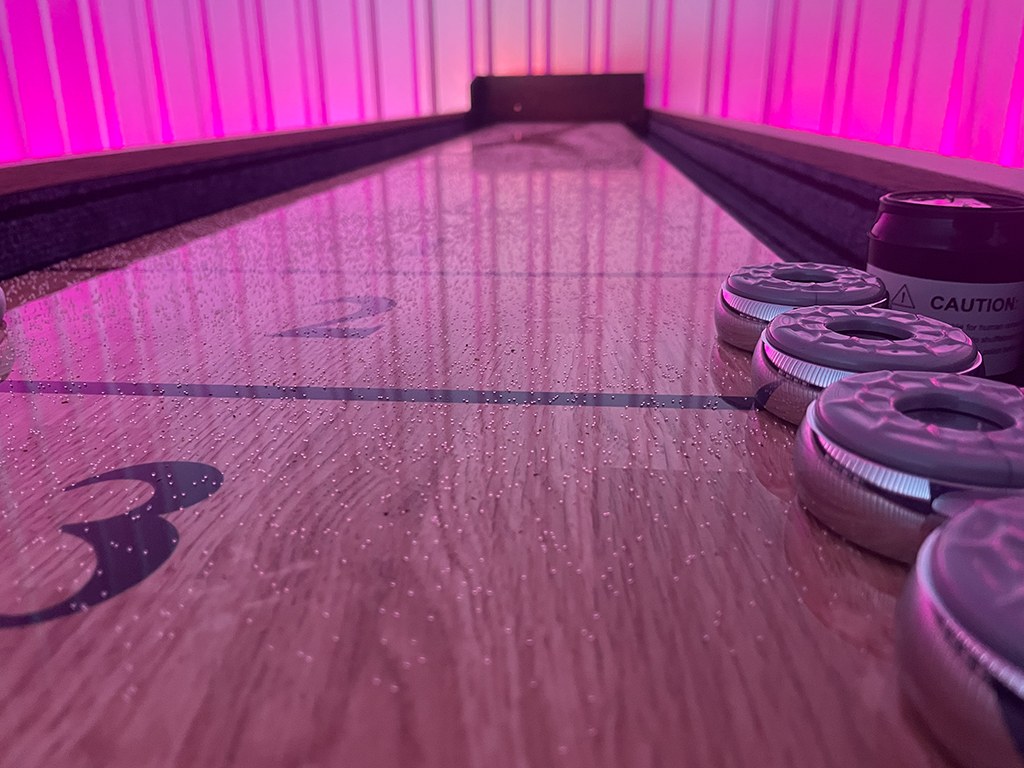 Shuffleboard & Bowling mieten in Koblenz bei Dominik Liebehenz – 3