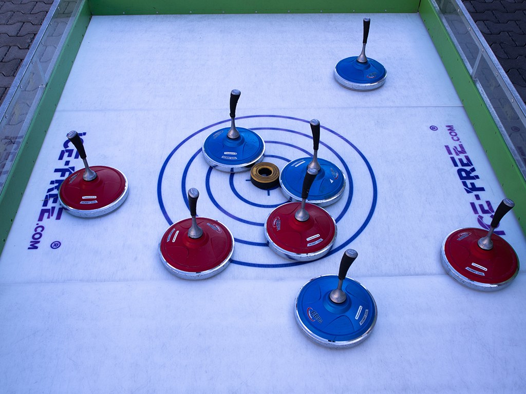 Premium Eisstockbahn mieten in Koblenz – Fun Food fürs Fest – 2