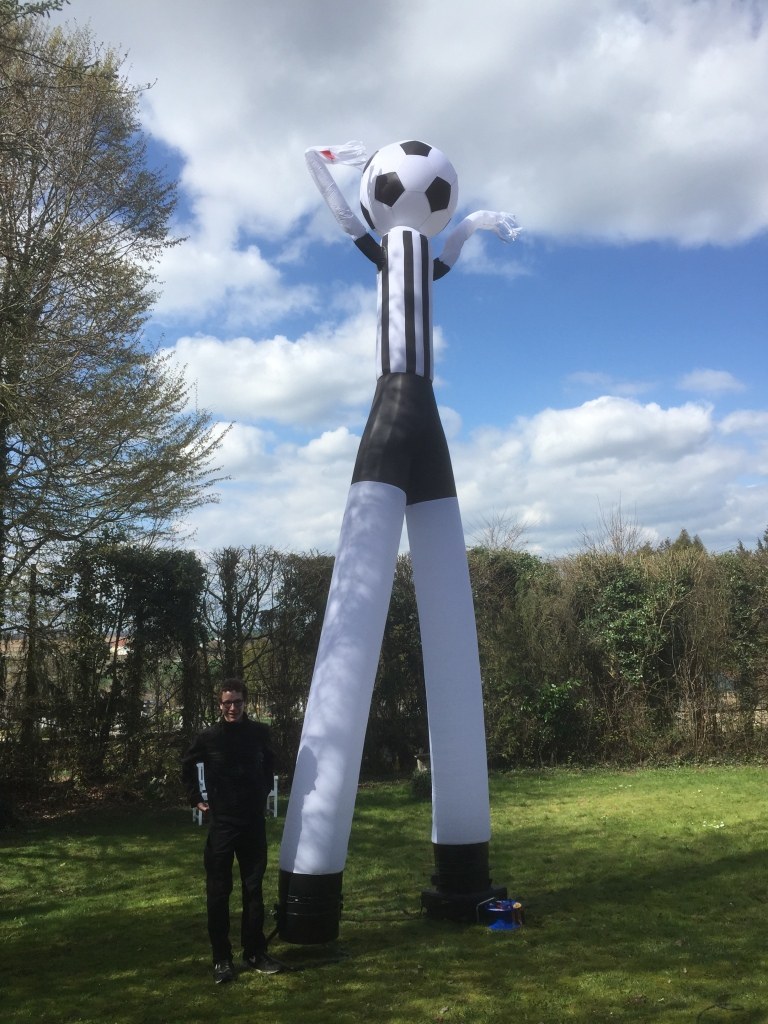 Skydancer Fußball mieten in Koblenz bei Dominik Liebehenz – 2