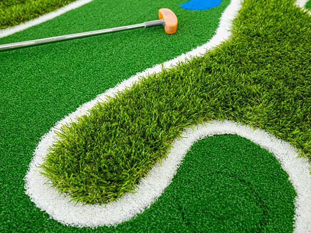 Minigolf mieten in Koblenz bei Dominik Liebehenz