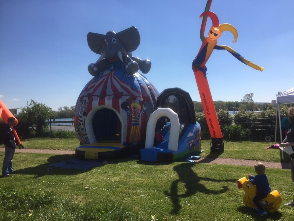 Discofun Hüpfburg Zirkus mieten in Hünfelden – 2
