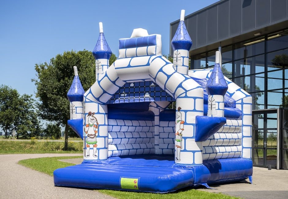 Hüpfburg Ritter mieten in Koblenz bei Dominik Liebehenz