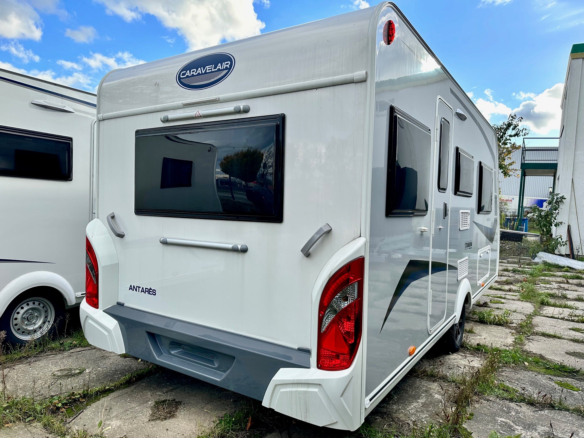 Wohnwagen mit Einzelbetten für bis zu 4 Personen – 4