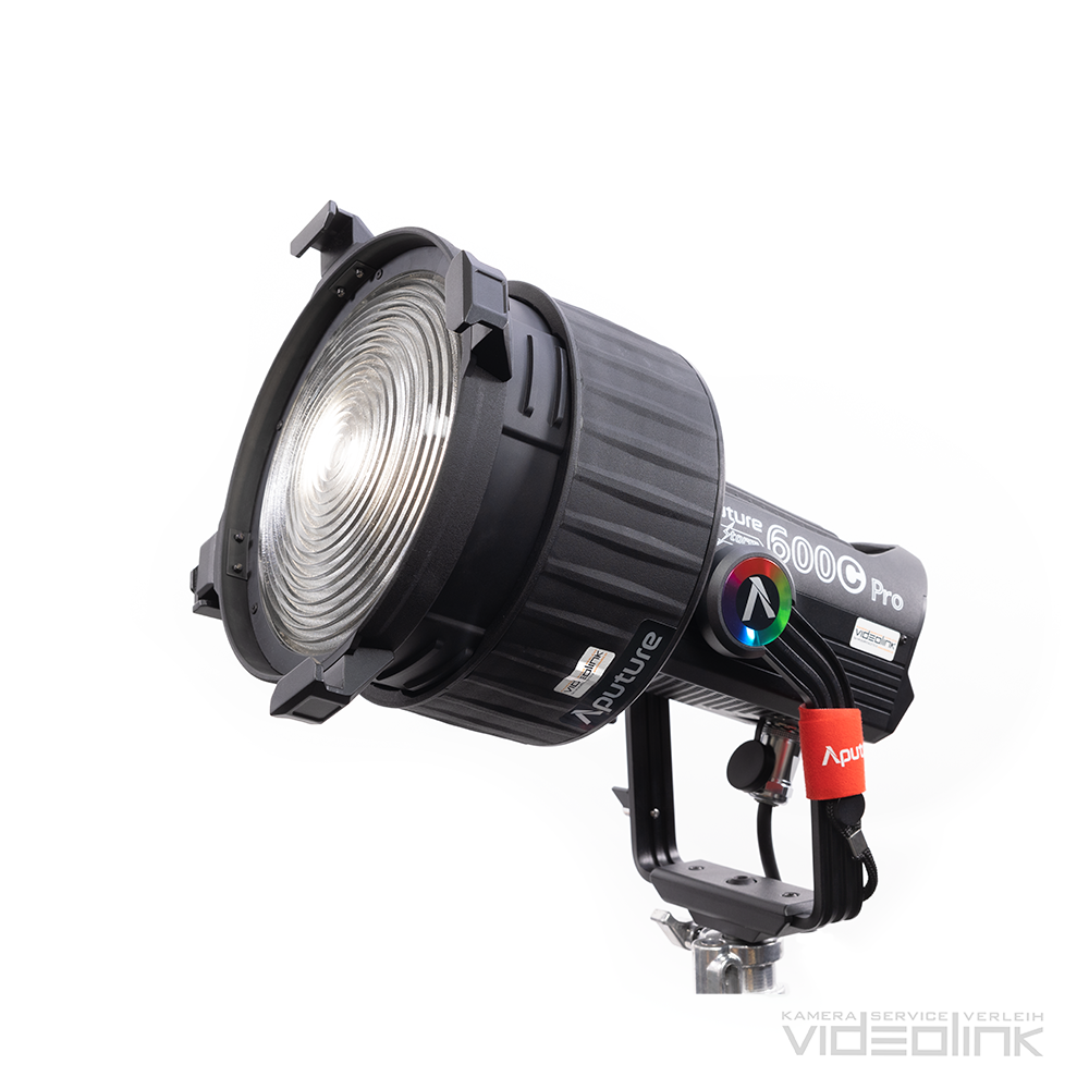 Aputure F10 Fresnel Vorsatzlinse mieten bei Videolink GmbH (GF Stefan Niederfeilner)