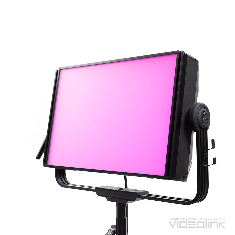 Aputure Nova 300C LED mieten bei Videolink GmbH (GF Stefan Niederfeilner)