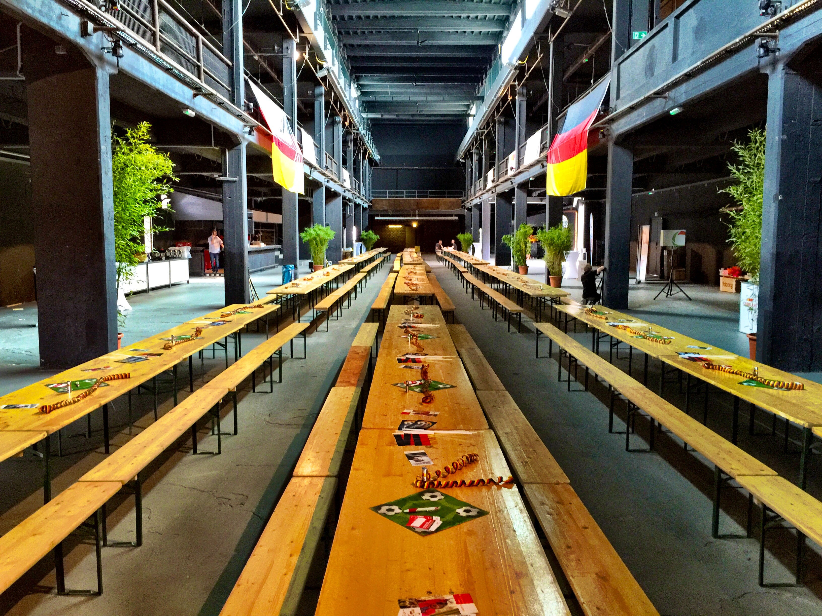 Miete 8-Zahle 6! Bierzeltgarnituren, Bierzelttische, Festzeltgarnituren, Bierzeltbänke, Bänke – 2