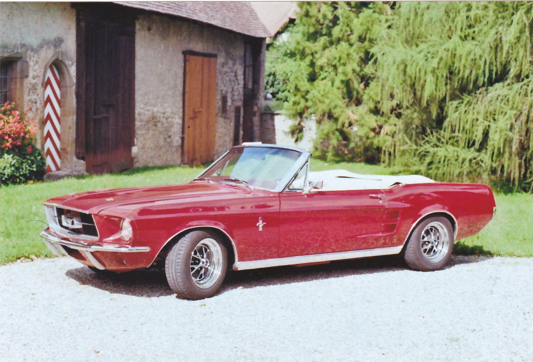 Oldtimer Ford Mustang Cabrio