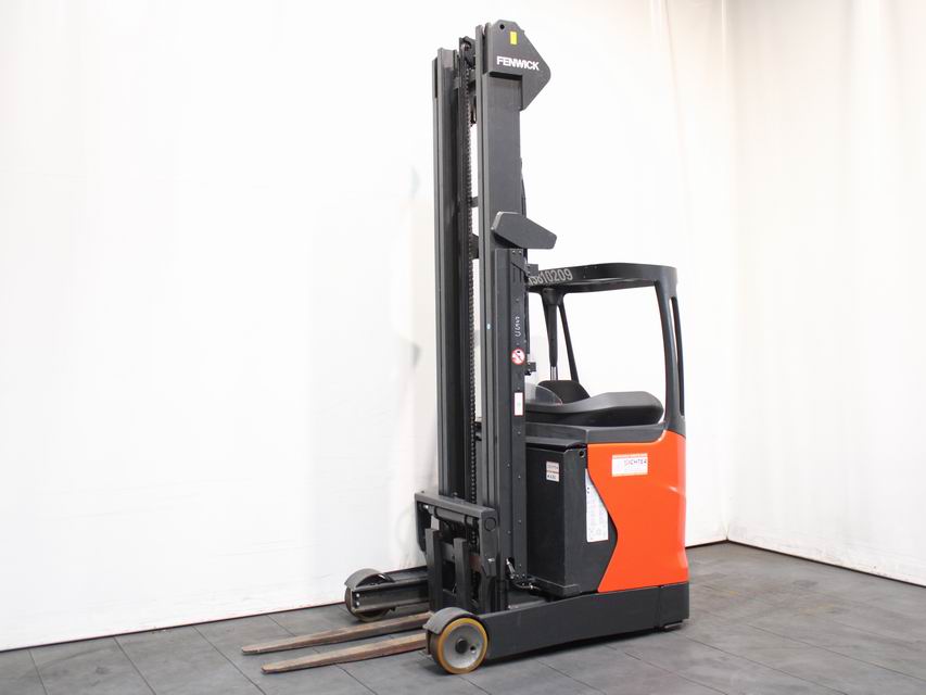 Linde R 14-01 1120 Schubmaststapler mieten bei Richter Gabelstapler GmbH