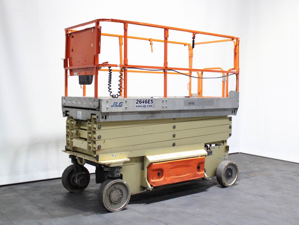 JLG 2646ES Scherenarbeitsbühne mieten bei Richter Gabelstapler GmbH