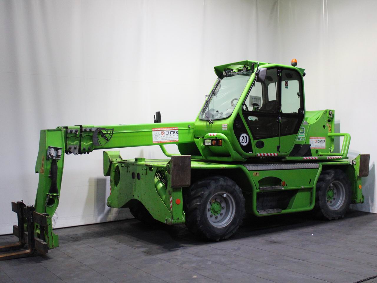 Merlo ROTO 38.16 S Teleskopstapler drehbar mieten bei Richter Gabelstapler GmbH