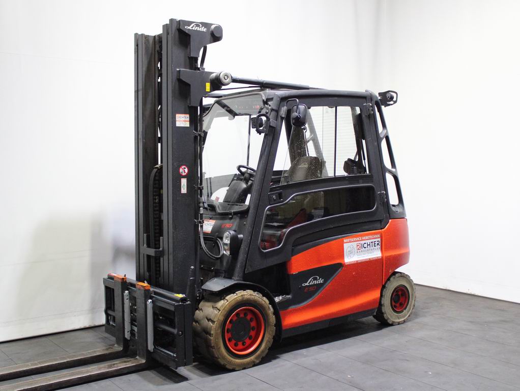 Linde E 50 HL-01/600 388 Elektro 4 Rad-Stapler mieten bei Richter Gabelstapler GmbH