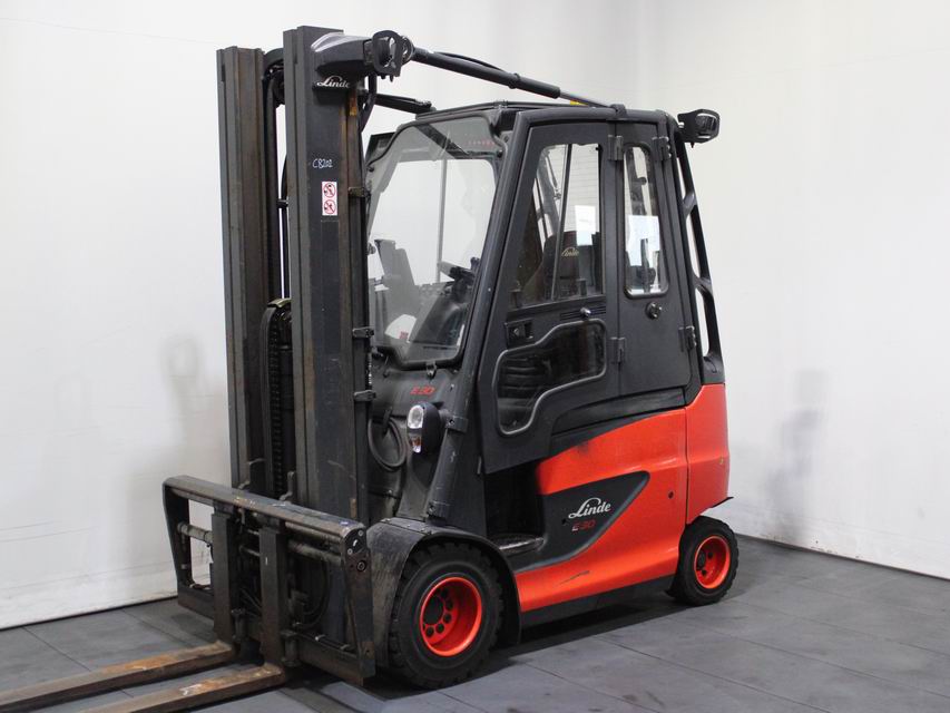 Linde E 30 H-01/600 387 Elektro 4 Rad-Stapler mieten bei Richter Gabelstapler GmbH