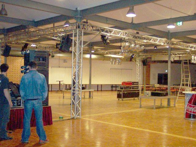 Traversen Ground Support, 6 x 4 m mieten in Reinstädt