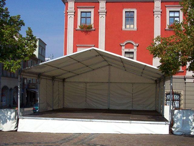 Bühne mit Zeltüberdachung 8 x 9 m mieten in Reinstädt