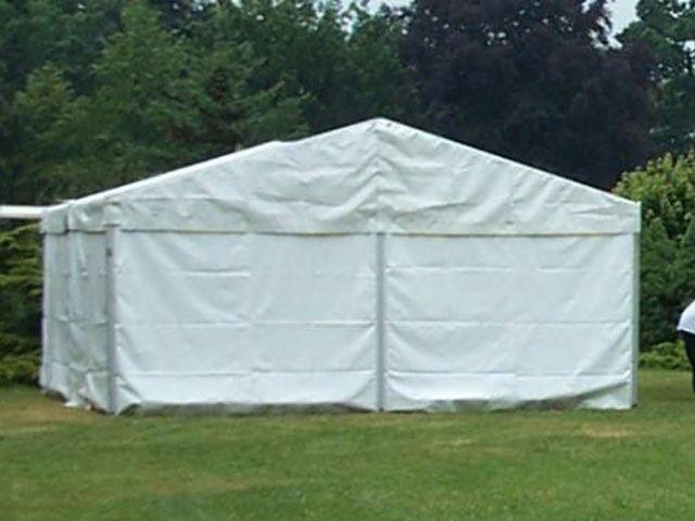 Partyzelt 6 x 6 m mieten in Reinstädt