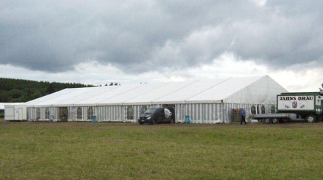 Festzelt 20 x 40 m mieten in Reinstädt
