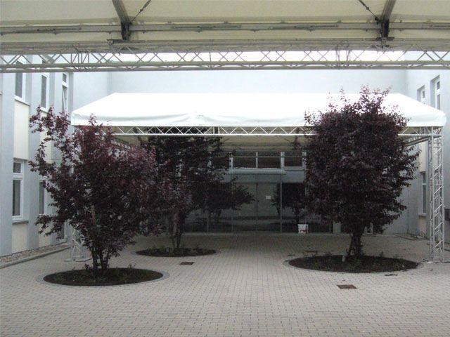Überdachung Traversengerüst Traversendach 8 x 6 m mieten in Reinstädt