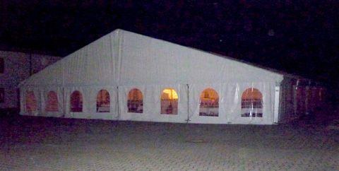 Festzelt 20 x 25 m mieten in Reinstädt