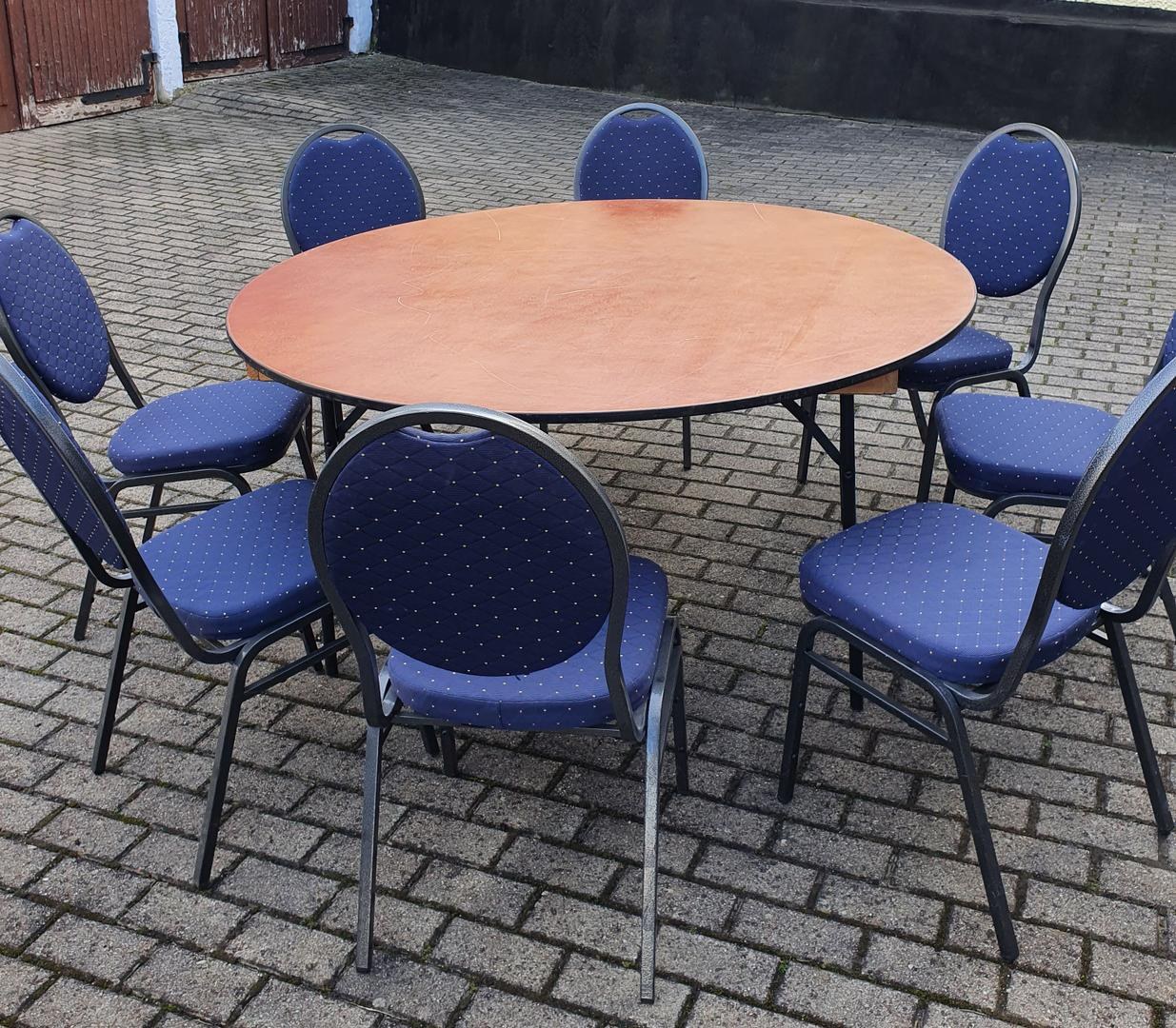 Banketttisch rund 150 cm mieten in Reinstädt
