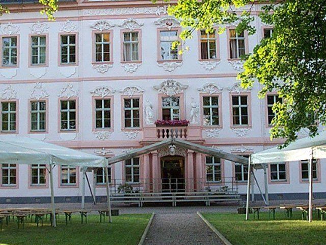 Bühne mit Zeltüberdachung 10 x 5 m mieten in Reinstädt