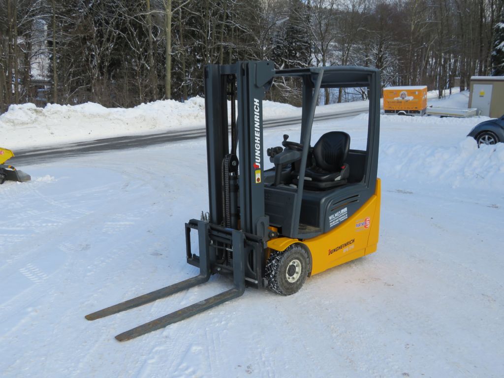 Jungheinrich EFG 216 Elektro 3 Rad-Stapler mieten