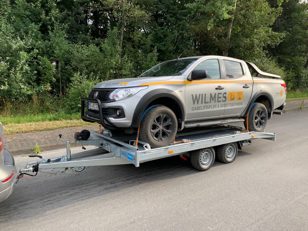 Hapert Indigo Autotransporter Industrieanhänger mieten