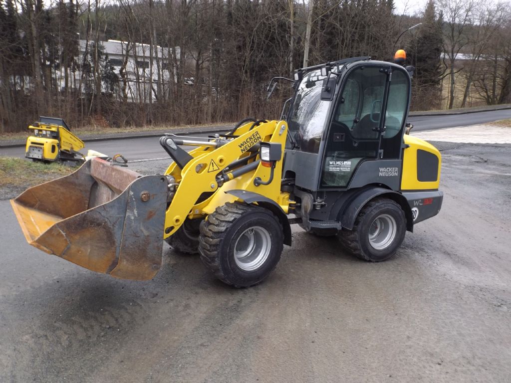 Wacker WL 32 Radlader mieten bei Wilmes Mietservice Inh. Andreas-Josef Wilmes e.K.