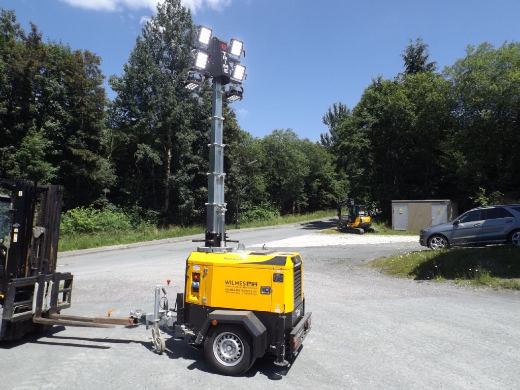 *Sonstige Trime Lichtmast X-Eco Sonstige mieten