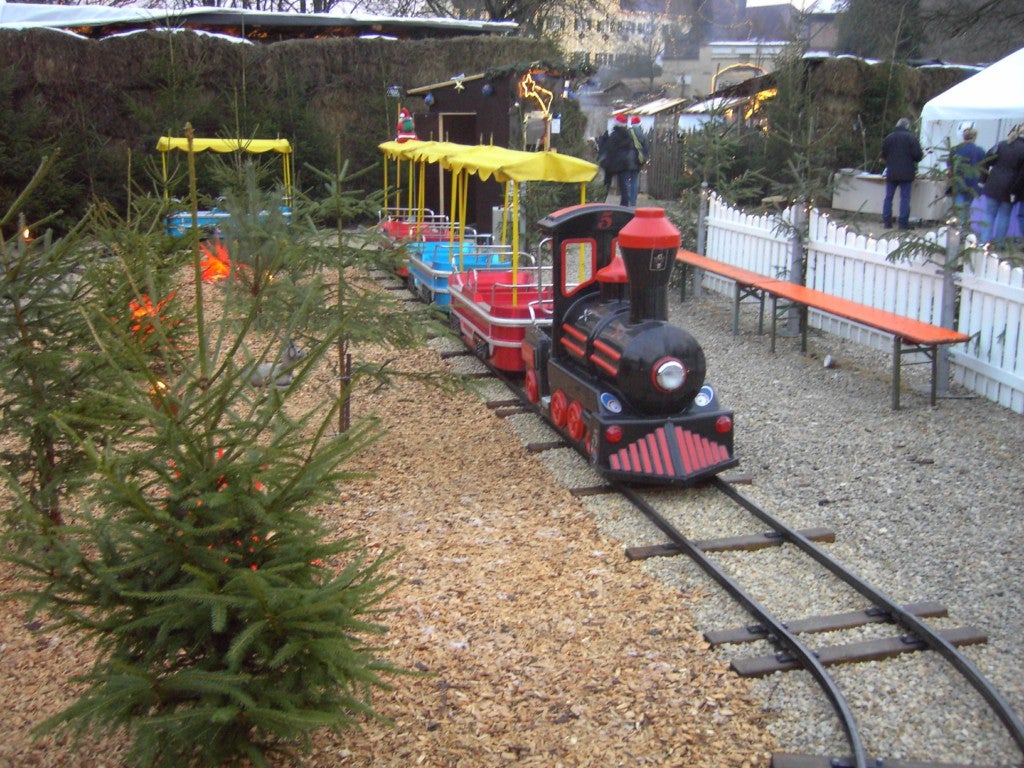 Kindereisenbahn / Eisenbahn / Nostalgieeisenbahn / Nostalgie / Karussell – 2