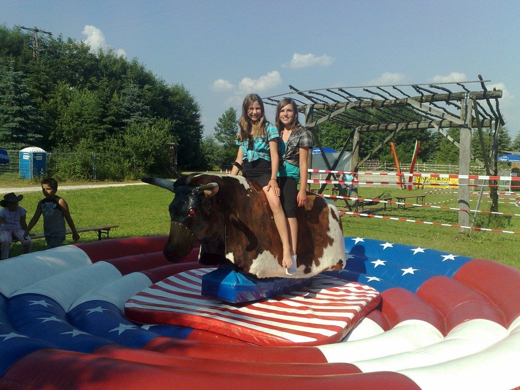 Bull Riding / Bullriding / Rodeo – 4