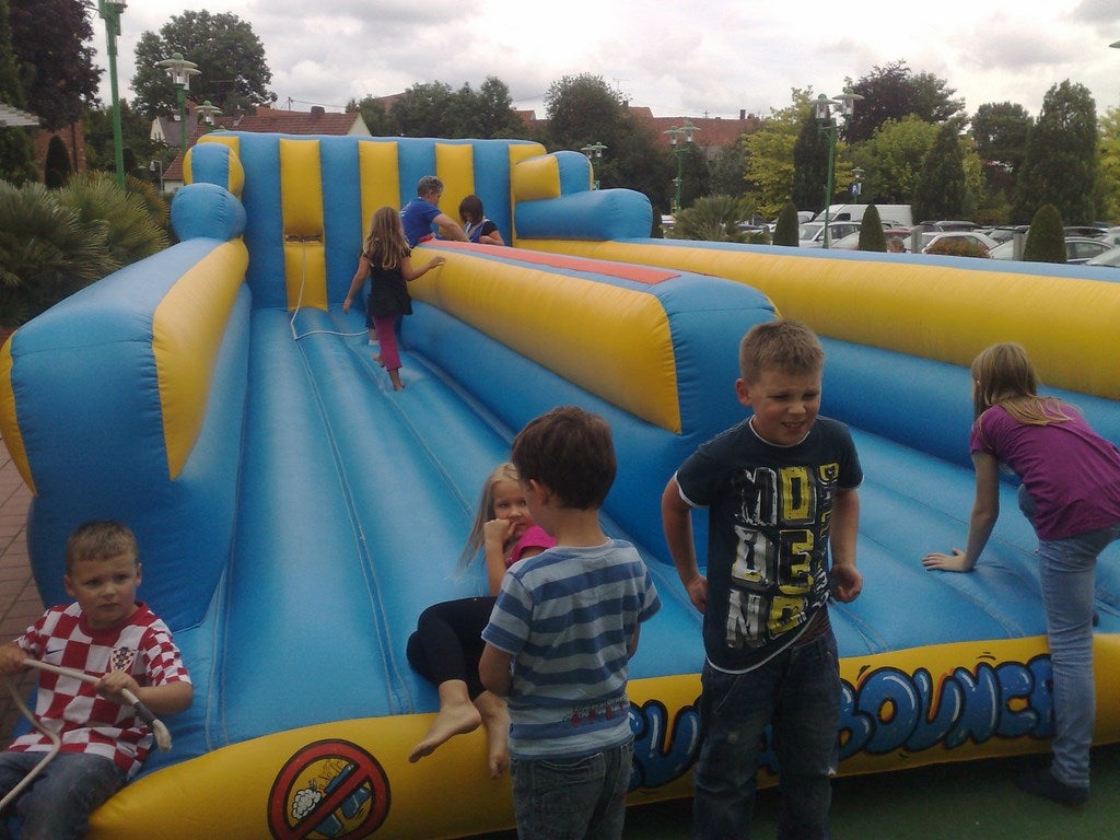 Bungee Run mieten - Klettverschluss-Wettlaufbahn für Events – 2