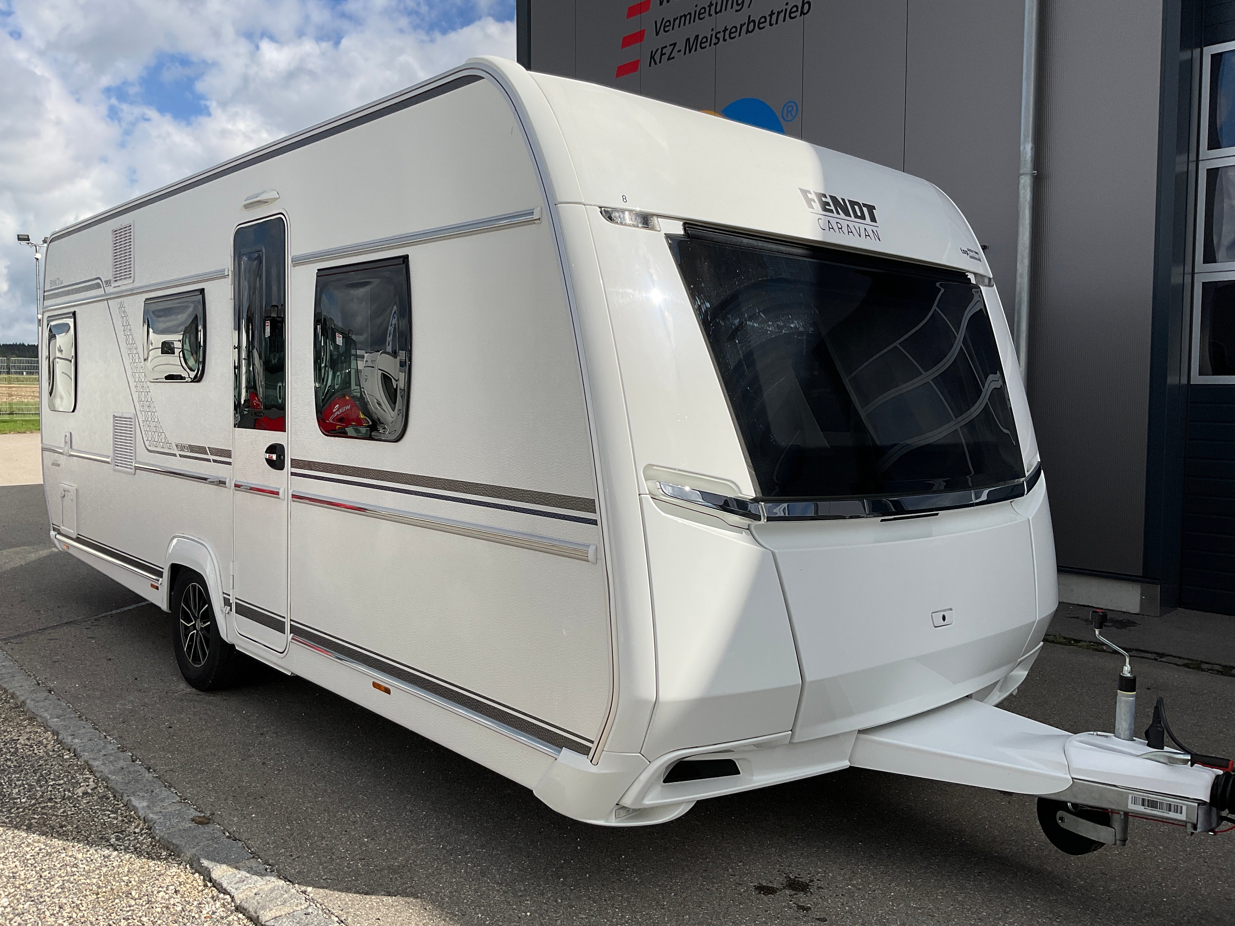 Fendt Wohnwagen 560 SKM Apero mit Stockbetten – 3
