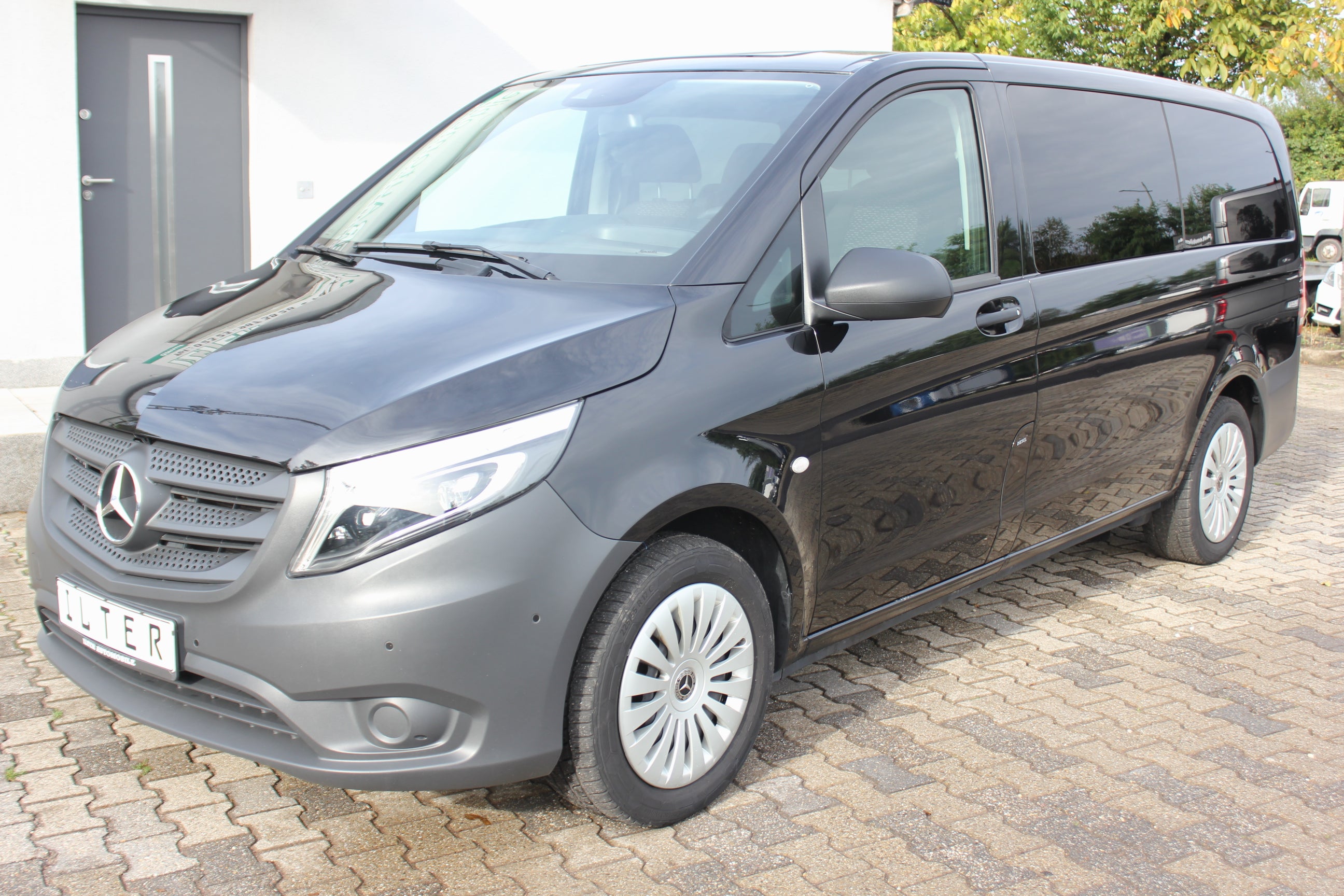 9 Sitzer mieten Kleinbus – 2